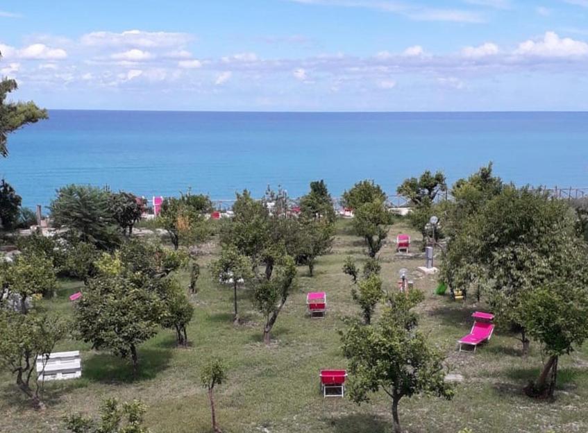 Frontemare Hotel Village & Ristorante Роди-Гарганико Экстерьер фото